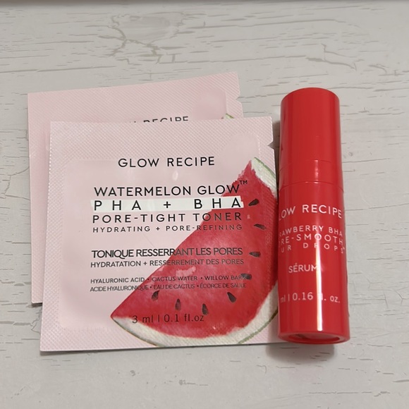 Glow Recipe Other - Glow Recipe Strawberry Blur Drops